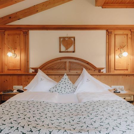 Hotel Hirschen Silbertal Kültér fotó